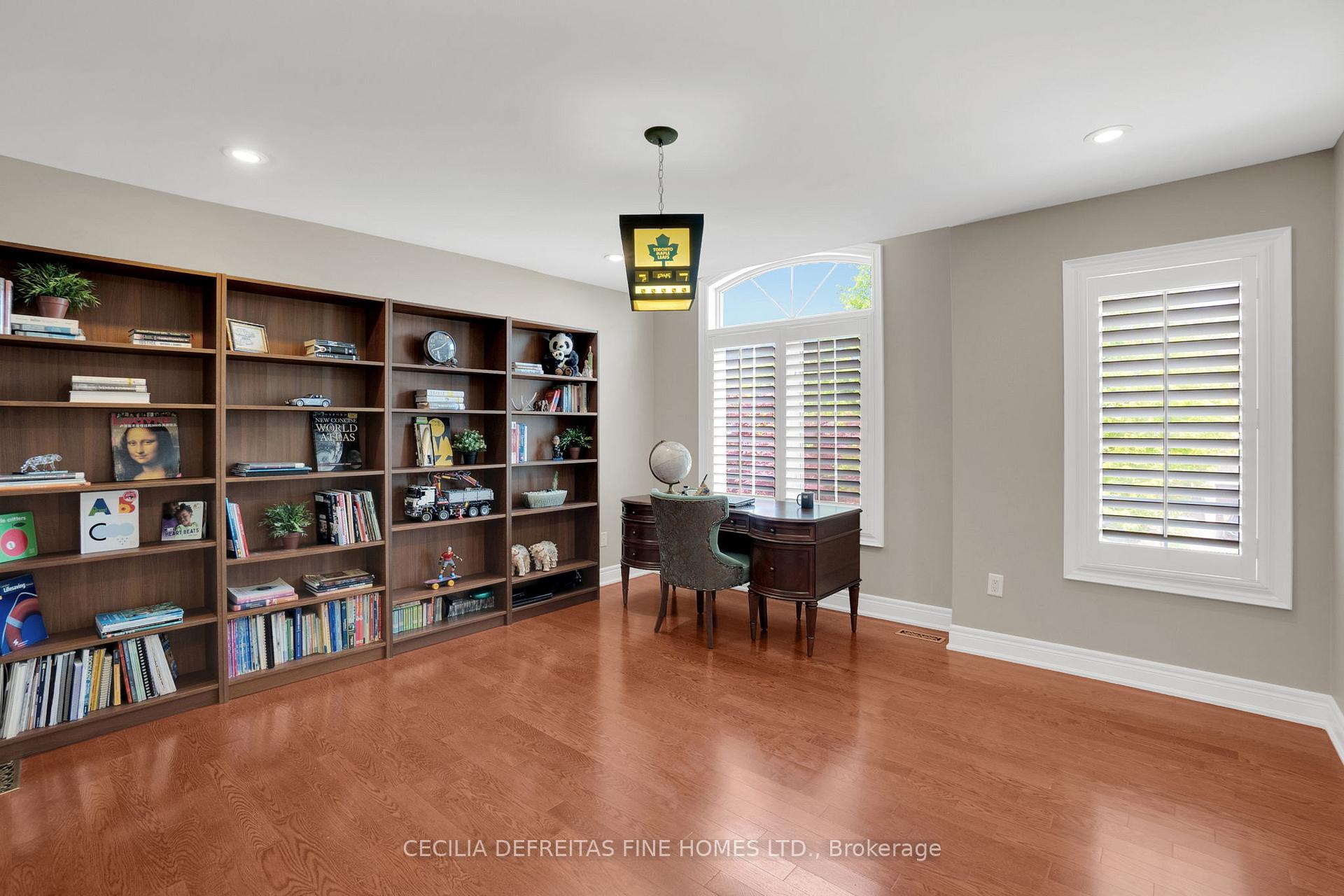 Photo 32 of 173 Polo Crescent, Vaughan, East Woodbridge — HOMEH