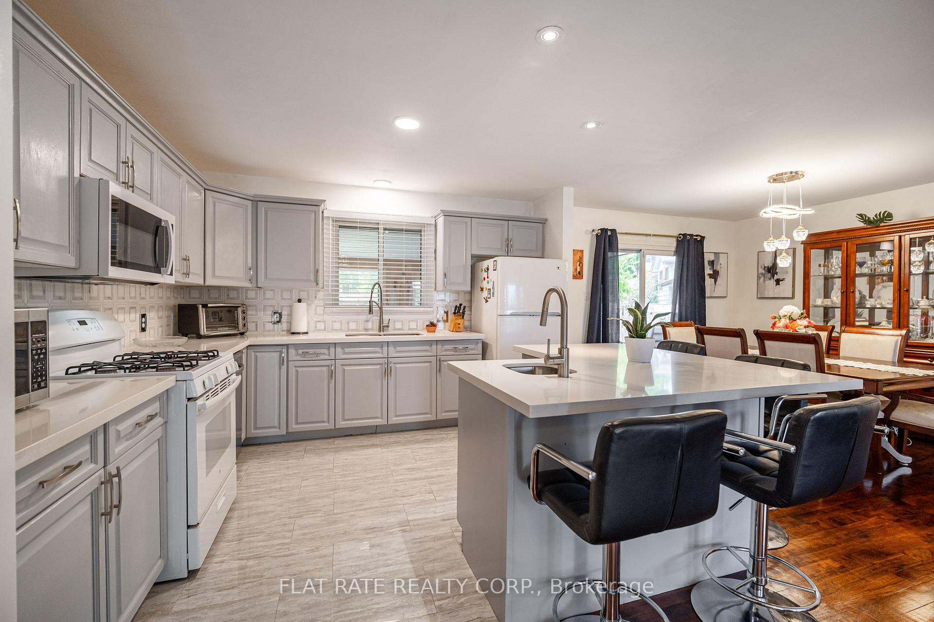 Photo 13 of 1733 Stewartcroft Crescent, Peterborough, Monaghan Ward 2 — HOMEH