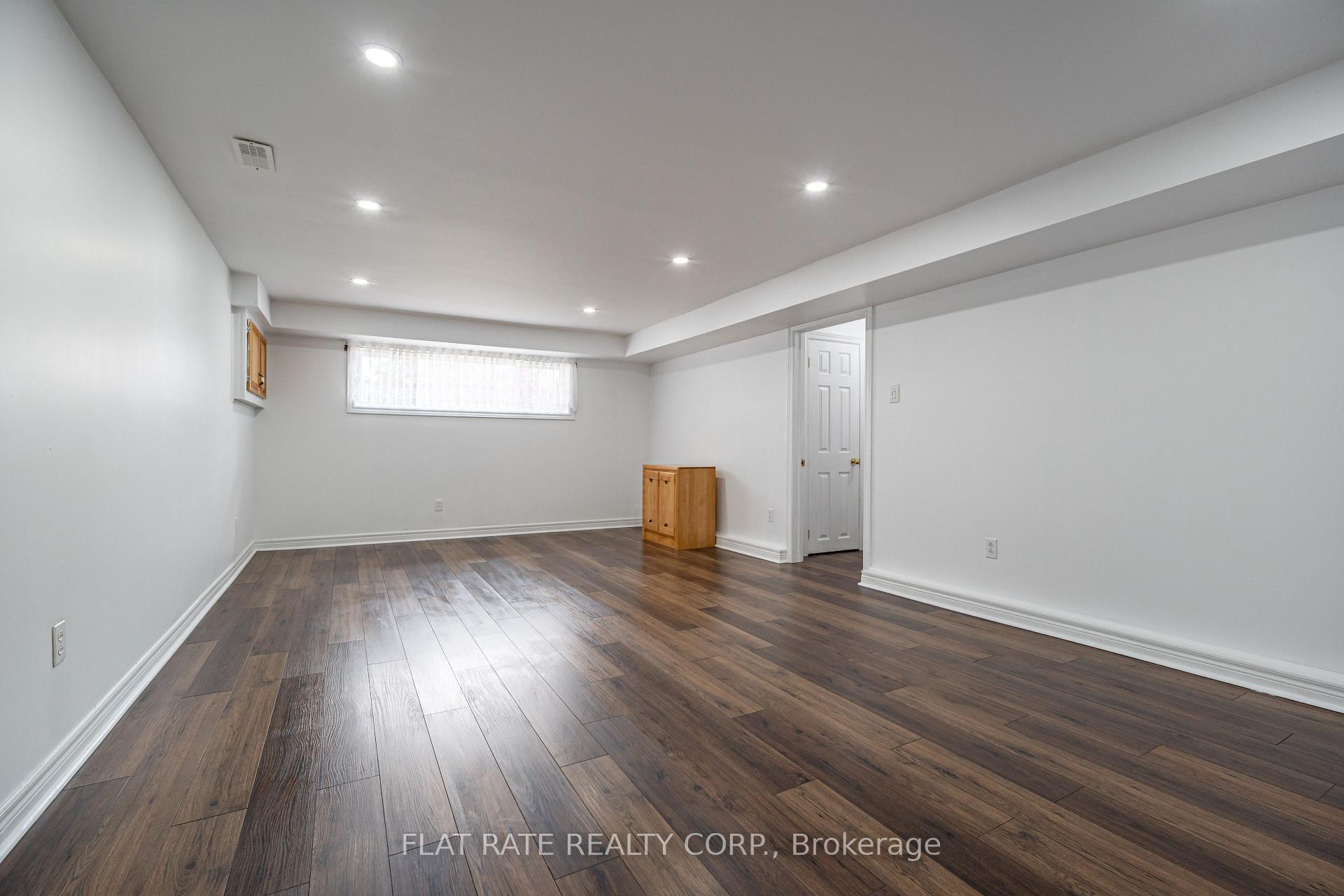 Photo 20 of 1733 Stewartcroft Crescent, Peterborough, Monaghan Ward 2 — HOMEH