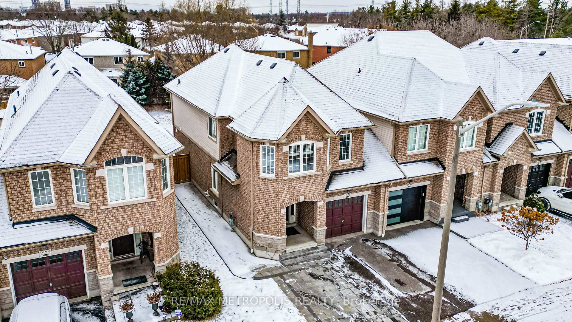 Photo 2 of 1573 Greenmount Street, Pickering, Brock Ridge — HOMEH