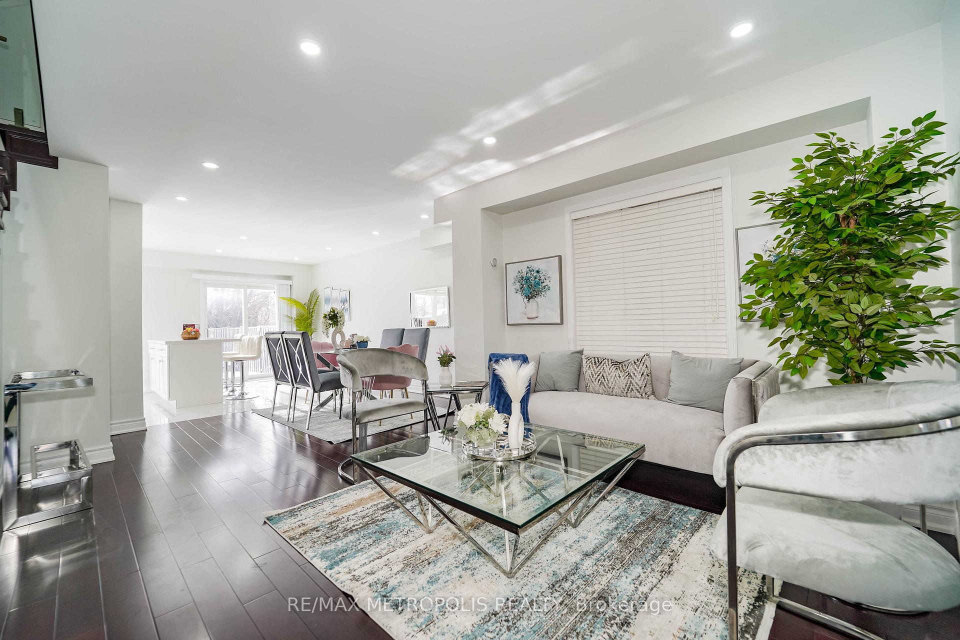 Photo 10 of 1573 Greenmount Street, Pickering, Brock Ridge — HOMEH