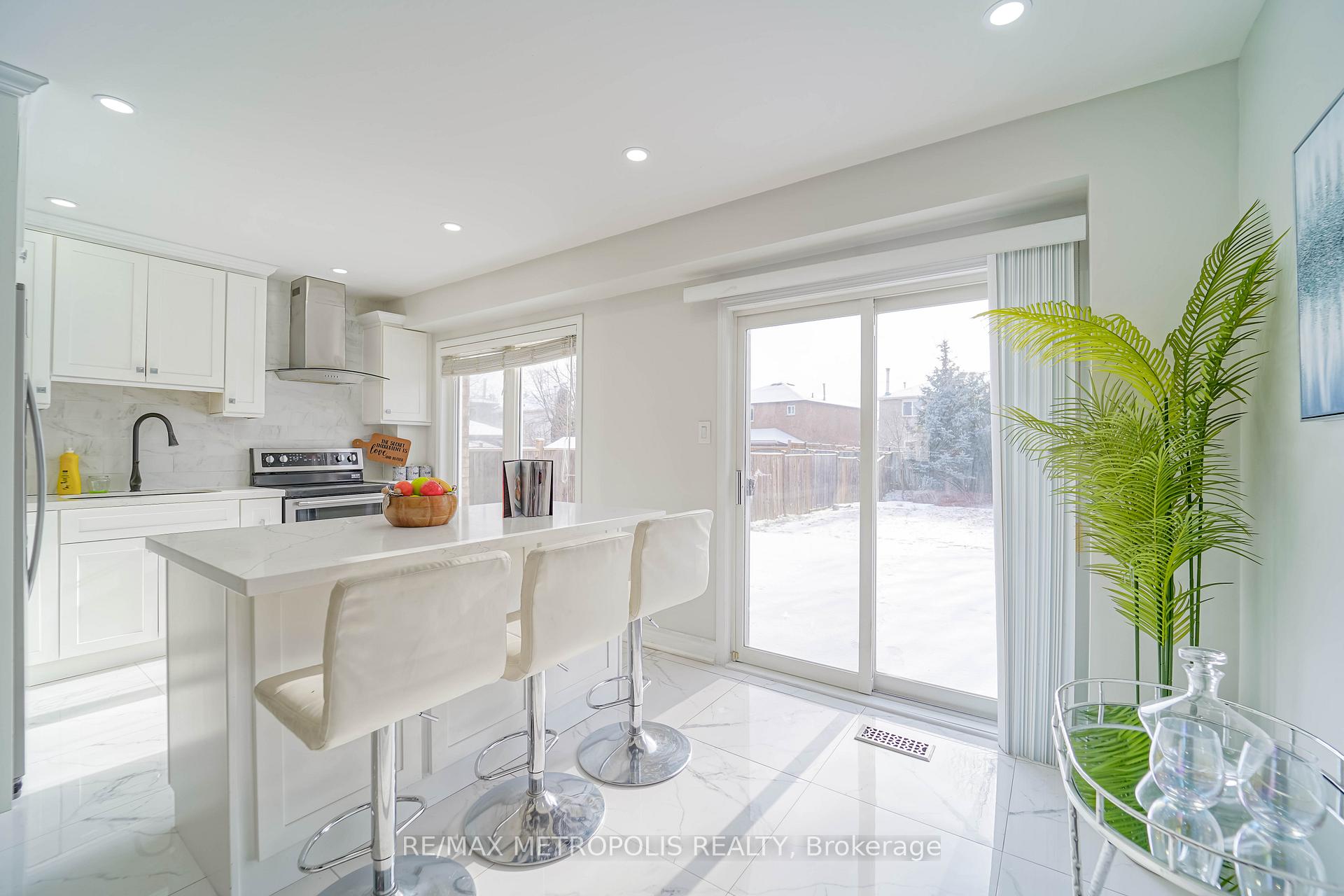 Photo 14 of 1573 Greenmount Street, Pickering, Brock Ridge — HOMEH