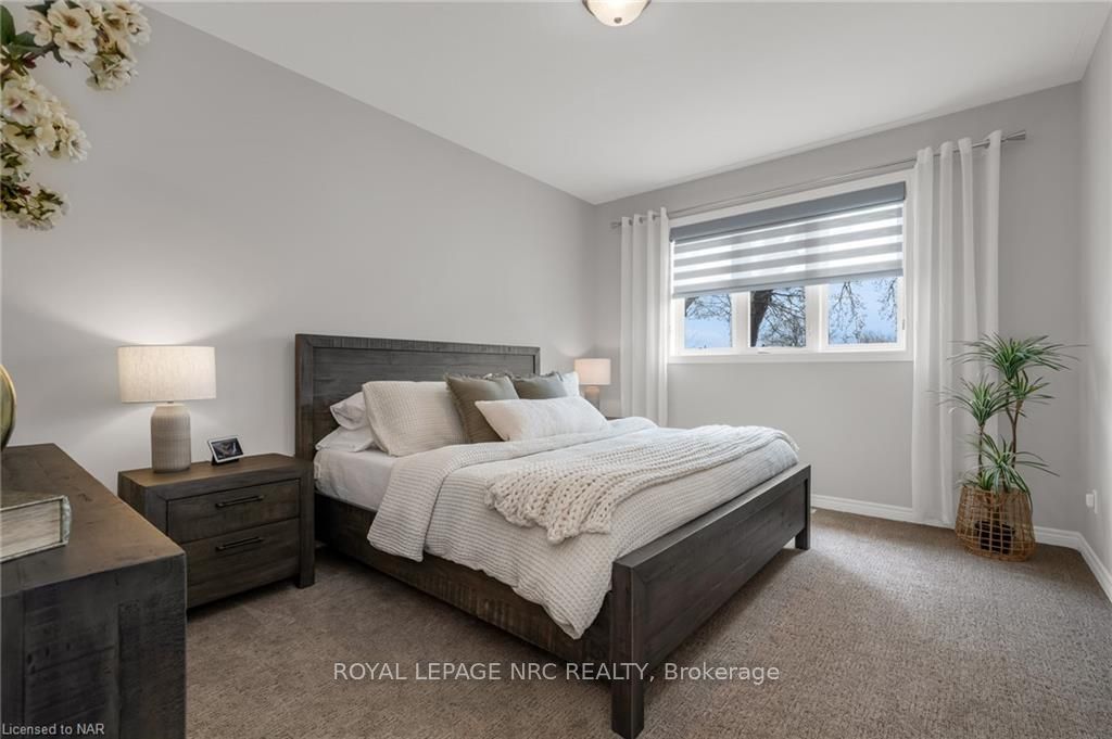 Photo 26 of 385 Empress Avenue, Welland, Lincoln/Crowland — HOMEH