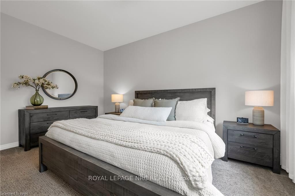 Photo 27 of 385 Empress Avenue, Welland, Lincoln/Crowland — HOMEH