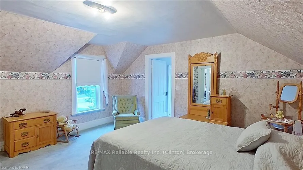 Photo 21 of 75551 Bluewater Highway, Bluewater, Bayfield — HOMEH