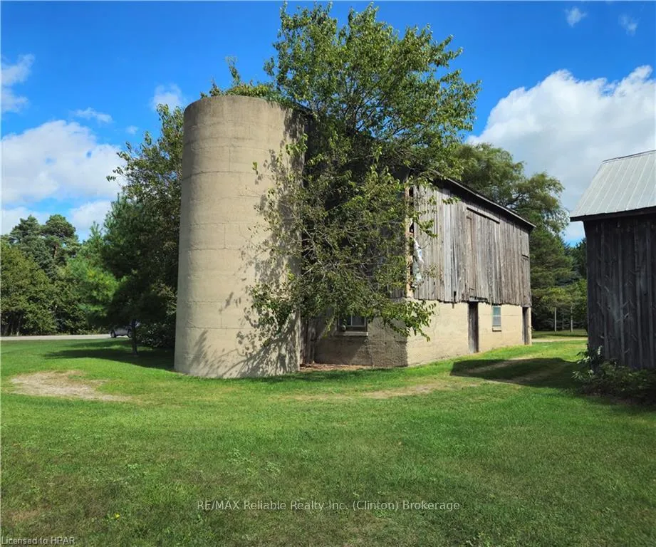 Photo 31 of 75551 Bluewater Highway, Bluewater, Bayfield — HOMEH