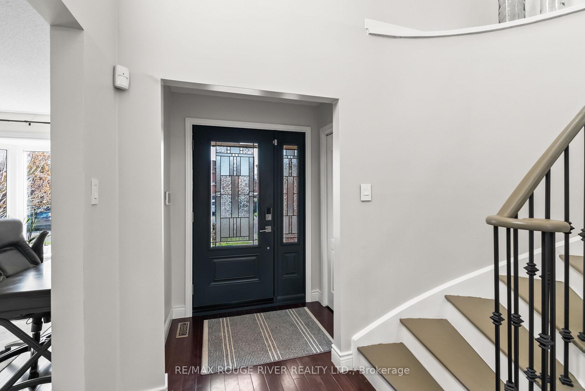 Photo 4 of 17 Wyndfield Crescent, Whitby, Pringle Creek — HOMEH