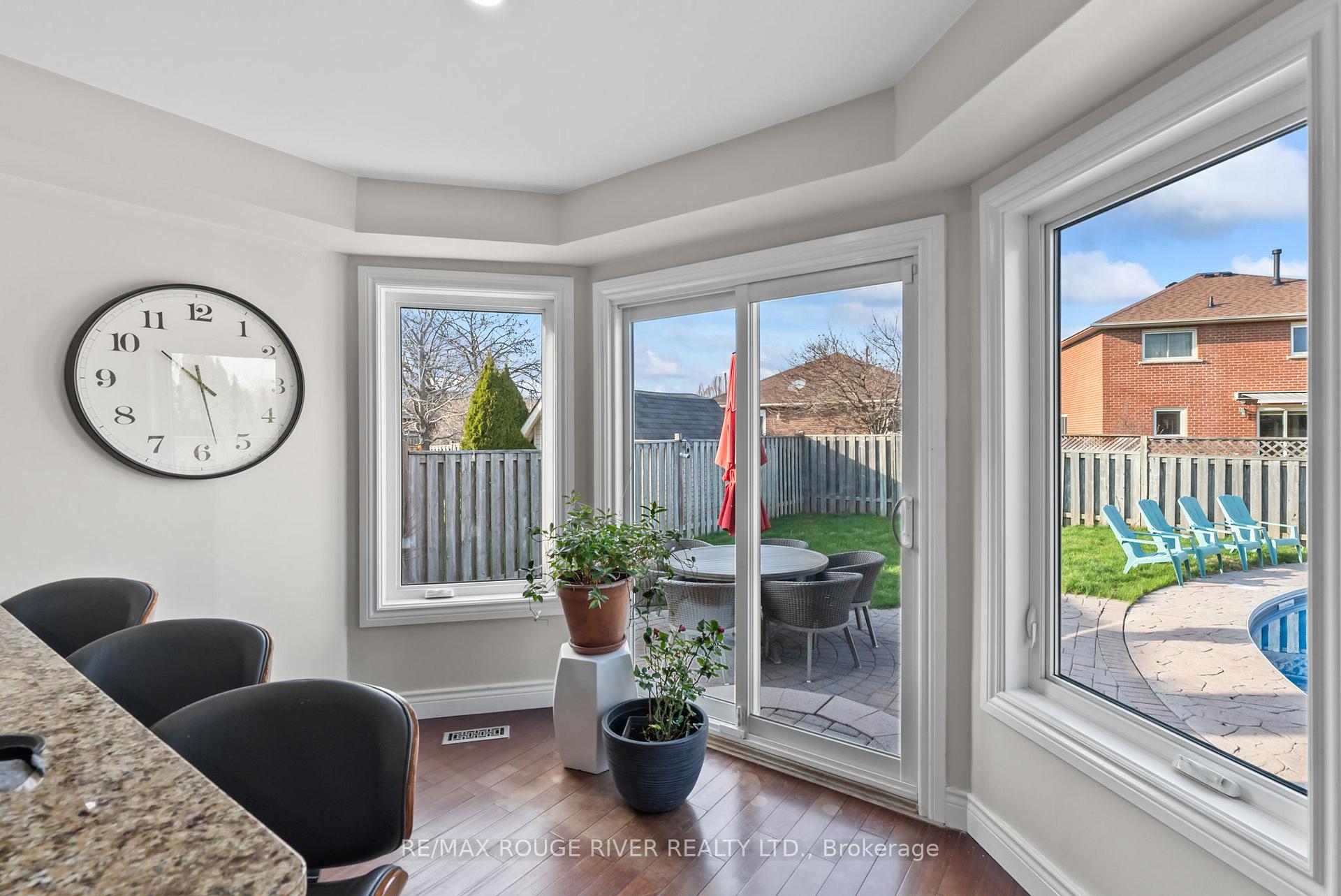 Photo 15 of 17 Wyndfield Crescent, Whitby, Pringle Creek — HOMEH