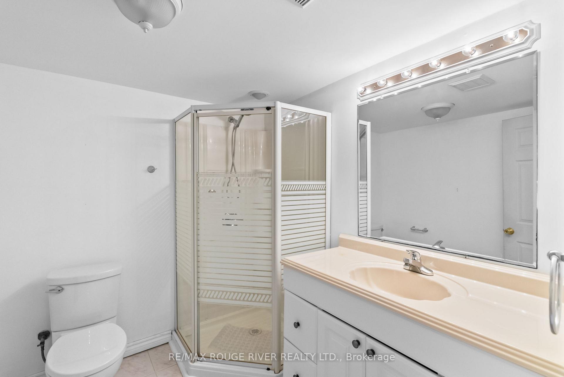 Photo 25 of 17 Wyndfield Crescent, Whitby, Pringle Creek — HOMEH