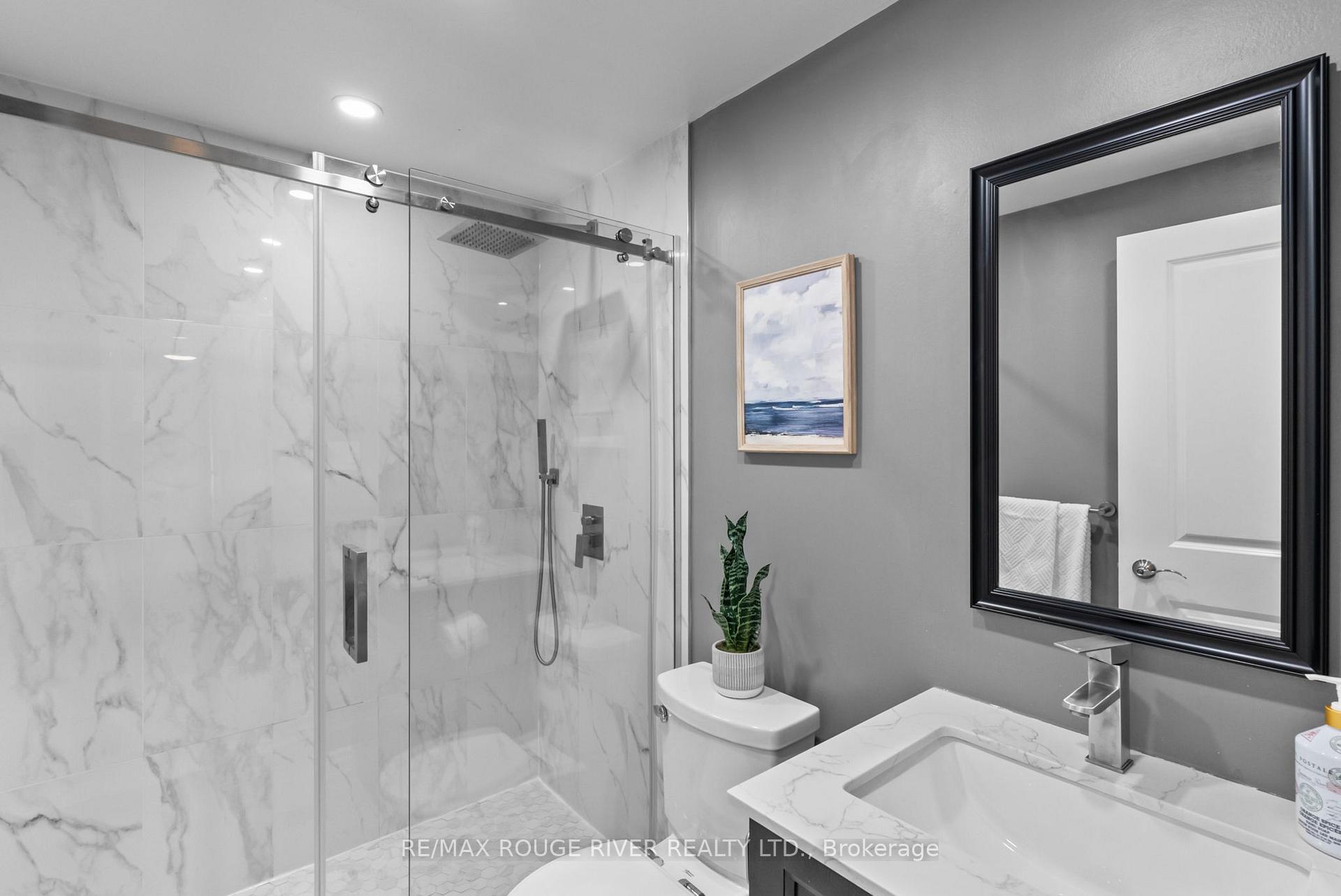 Photo 31 of 17 Wyndfield Crescent, Whitby, Pringle Creek — HOMEH