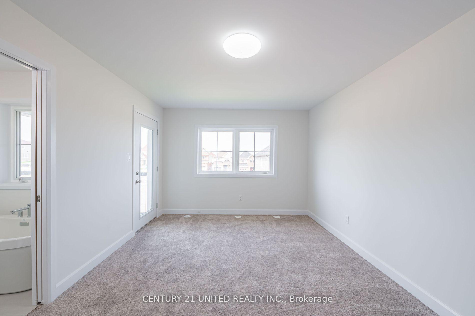 Photo 11 of 309 Mullighan Gardens, Peterborough, Monaghan Ward 2 — HOMEH