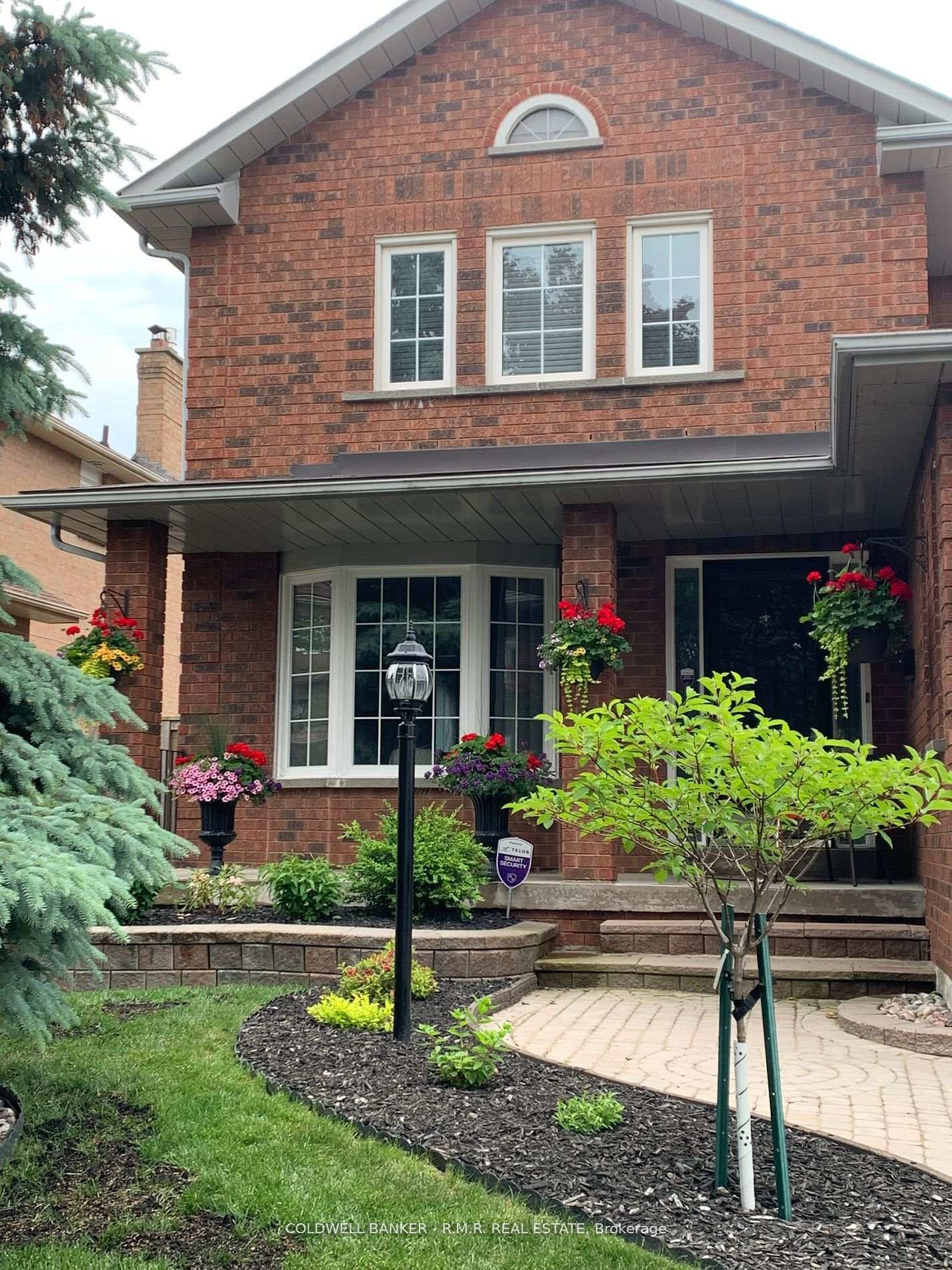 Photo 3 of 36 Falstaff Crescent, Whitby, Rolling Acres — HOMEH
