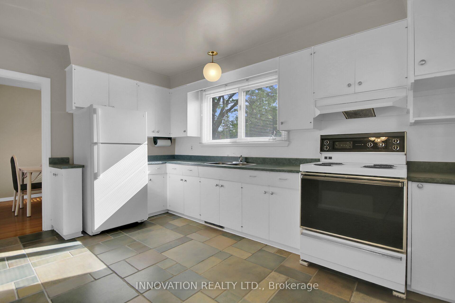 Photo 13 of 352 Britannia Road, Ottawa, Britannia — HOMEH