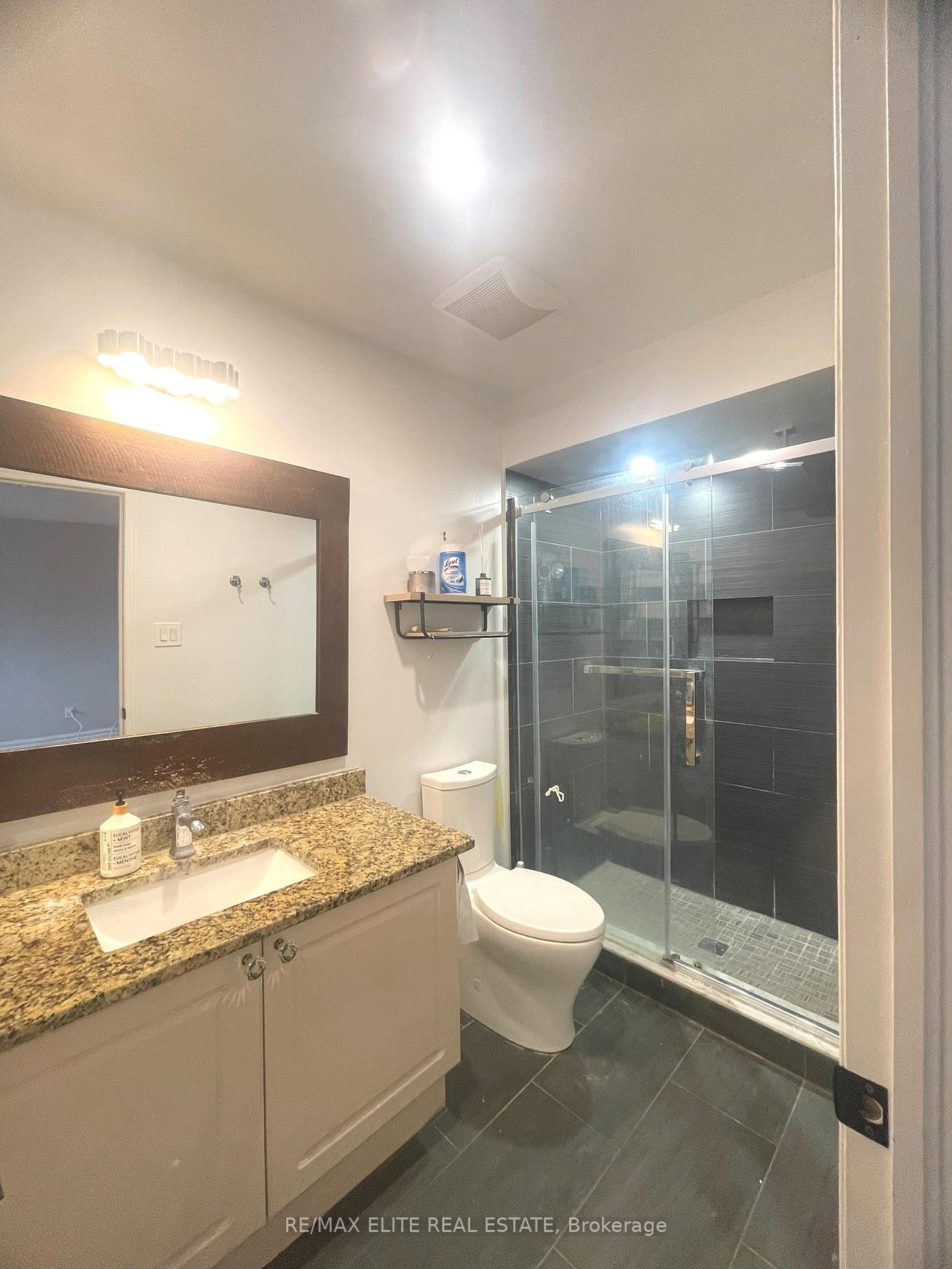 Photo 14 of 161 Komura Road, Vaughan, Vellore Village — HOMEH