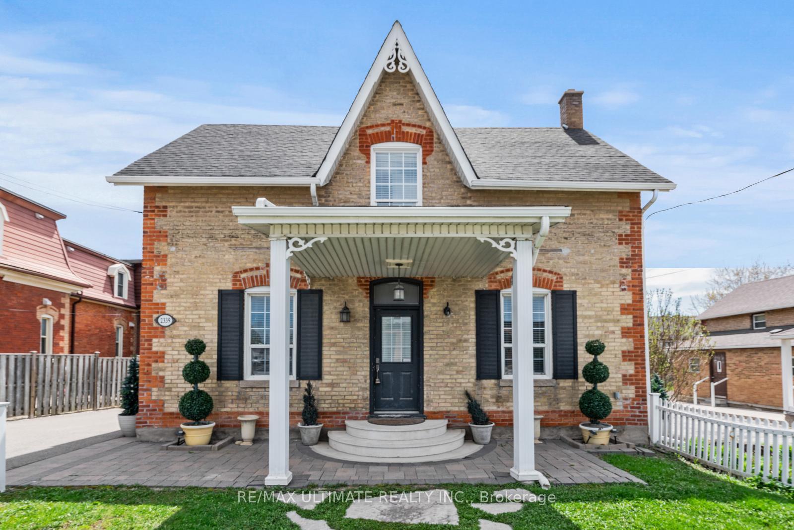 Photo 4 of 2339 Major Mackenzie Drive, Vaughan, Maple — HOMEH