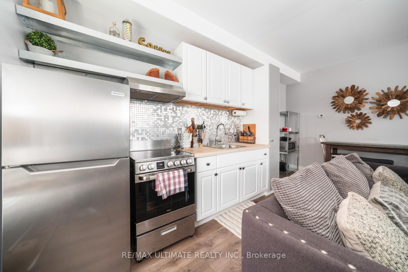 Photo 14 of 2339 Major Mackenzie Drive, Vaughan, Maple — HOMEH