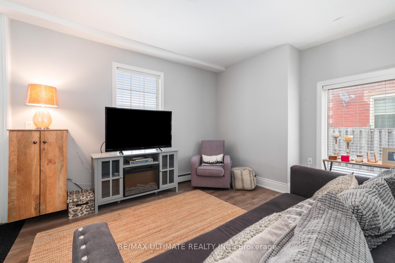Photo 16 of 2339 Major Mackenzie Drive, Vaughan, Maple — HOMEH