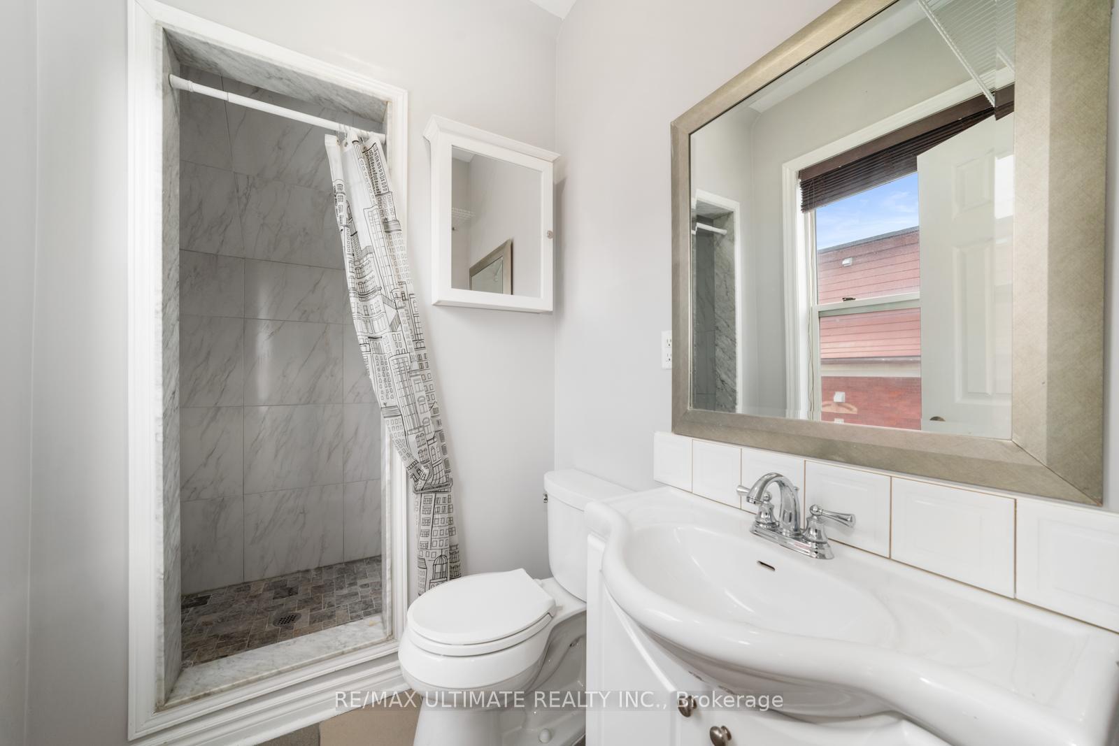 Photo 44 of 2339 Major Mackenzie Drive, Vaughan, Maple — HOMEH