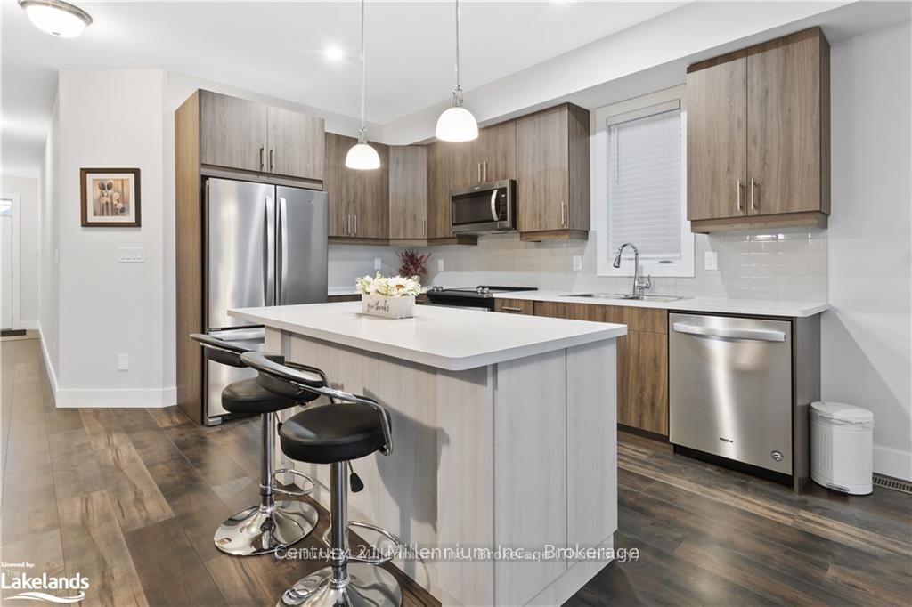 Photo 11 of 144 Red Pine Street, Blue Mountains — HOMEH
