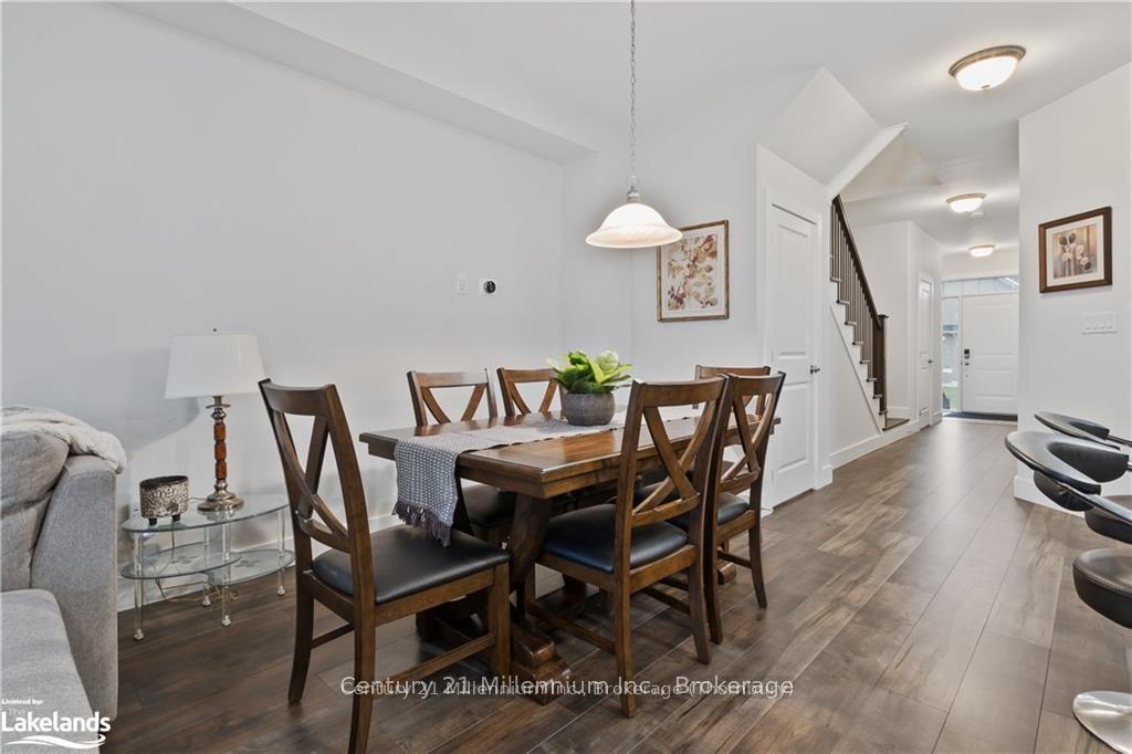 Photo 18 of 144 Red Pine Street, Blue Mountains — HOMEH