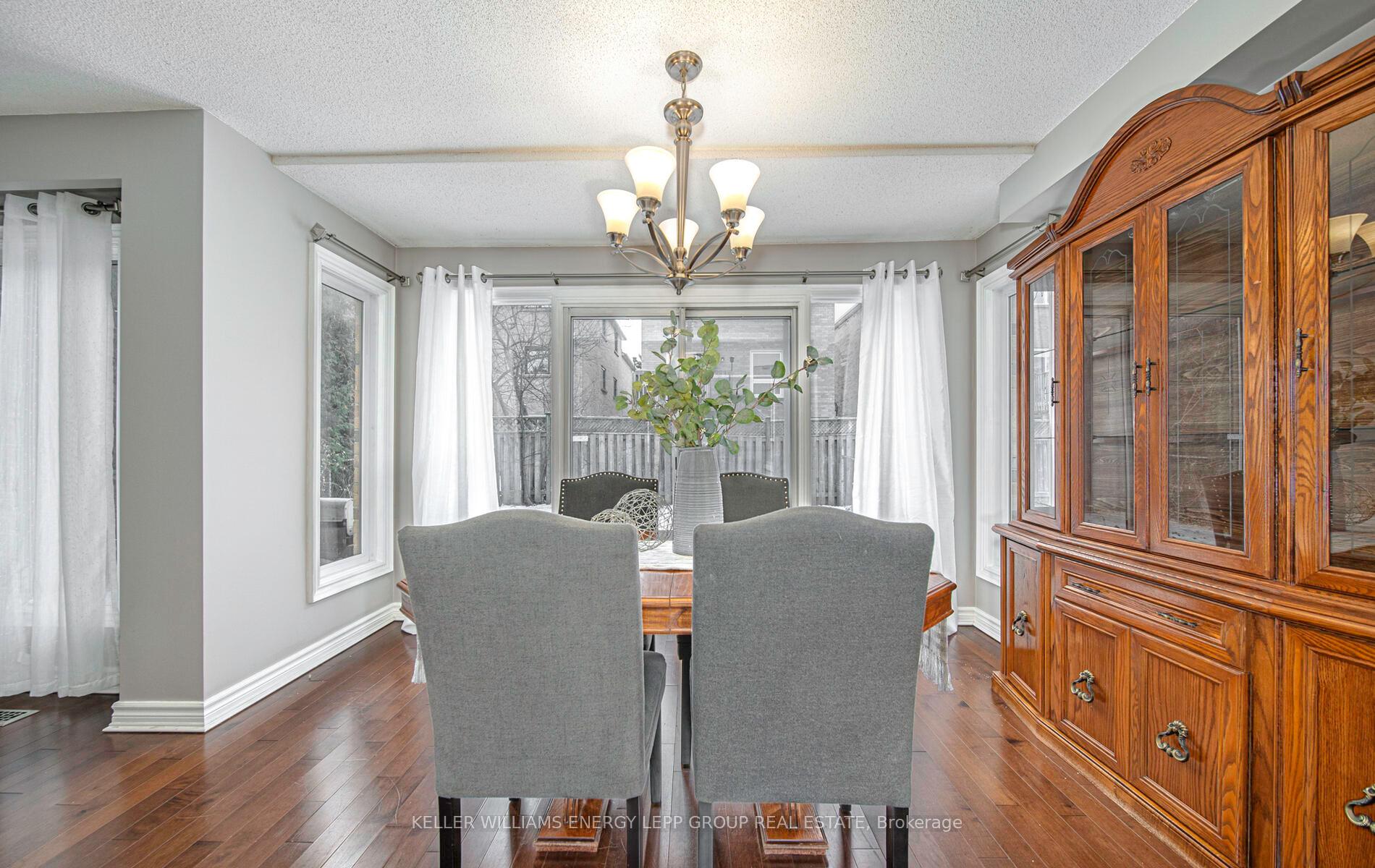 Photo 15 of 1522 Falconcrest Drive, Pickering, Liverpool — HOMEH
