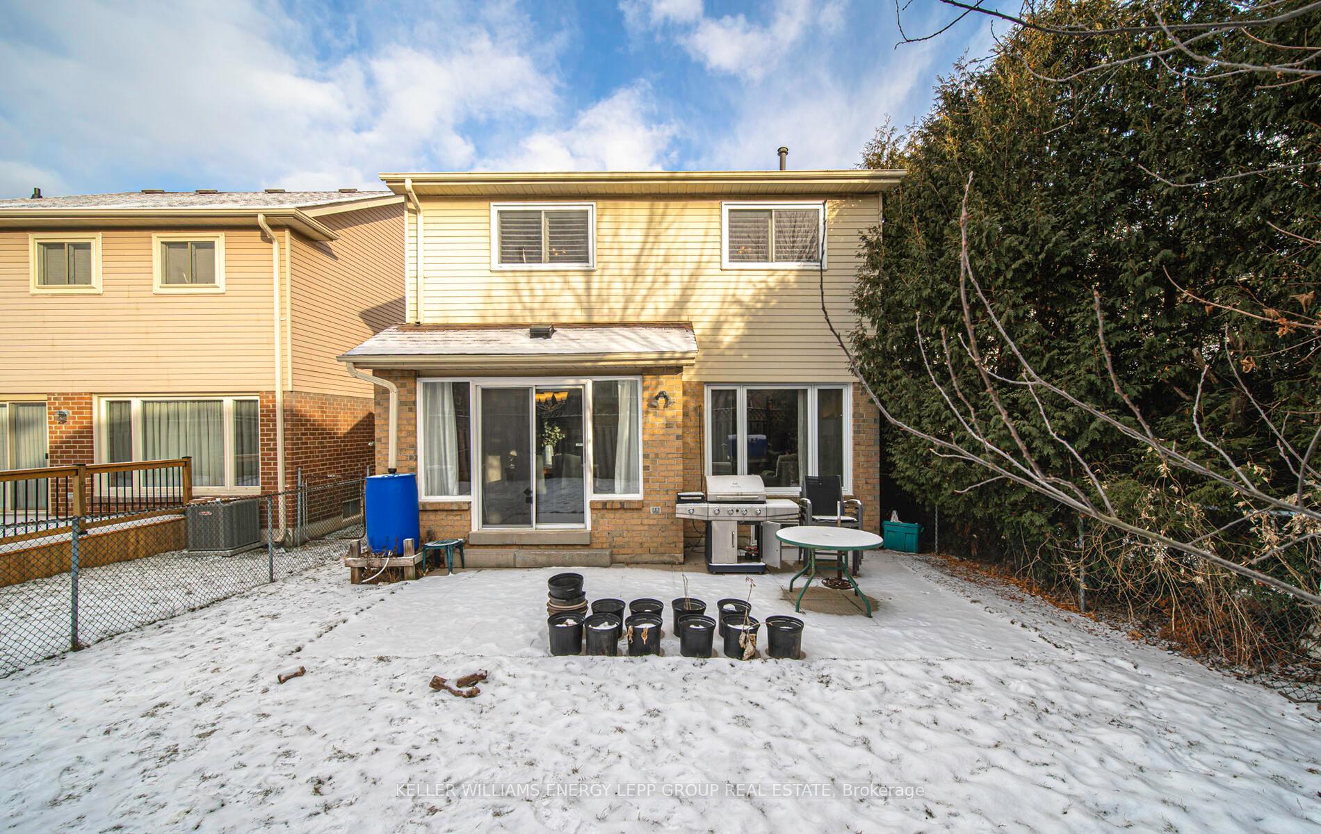 Photo 34 of 1522 Falconcrest Drive, Pickering, Liverpool — HOMEH