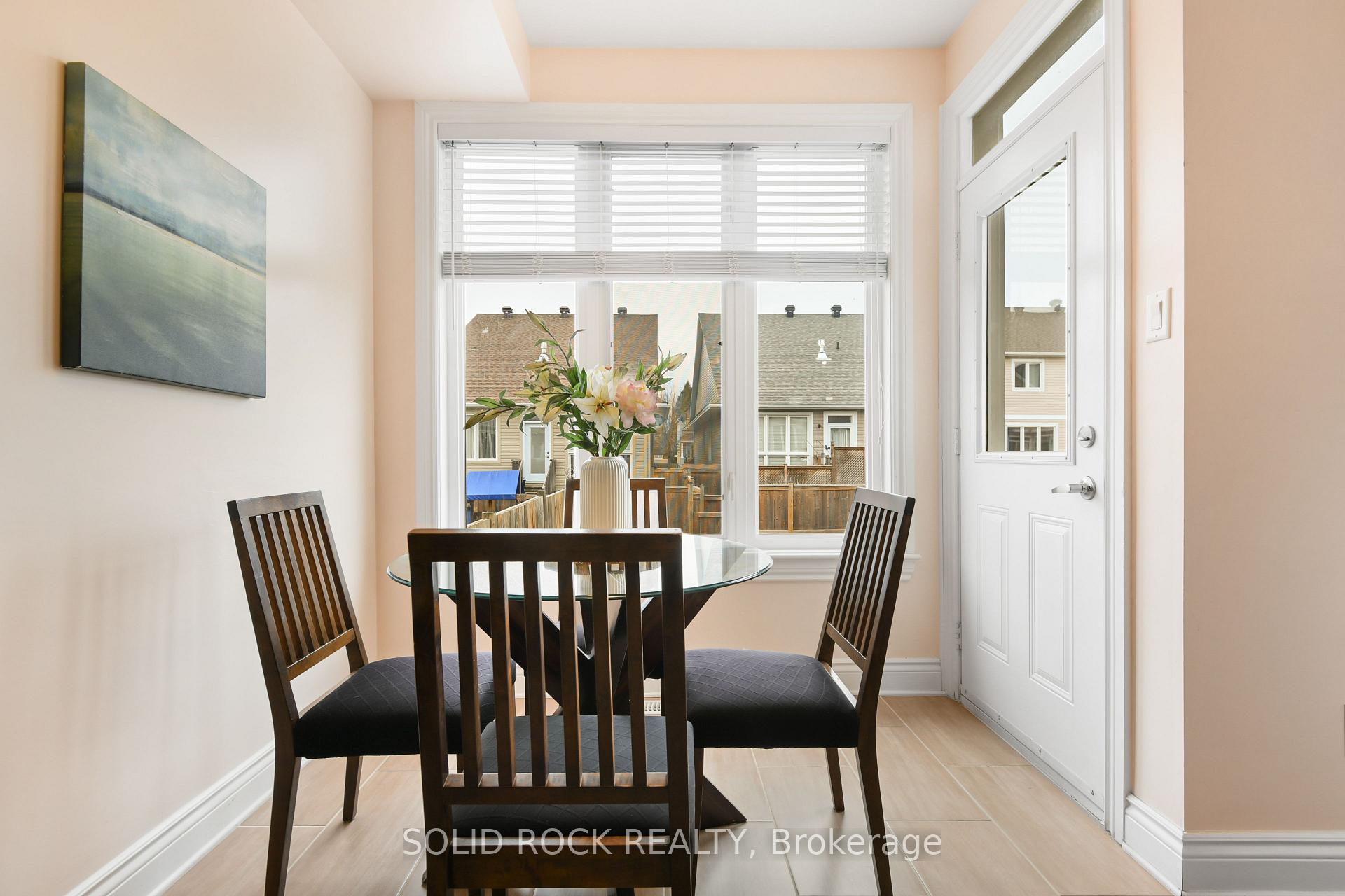 Photo 17 of 83 Desmond Trudeau Drive, Arnprior — HOMEH
