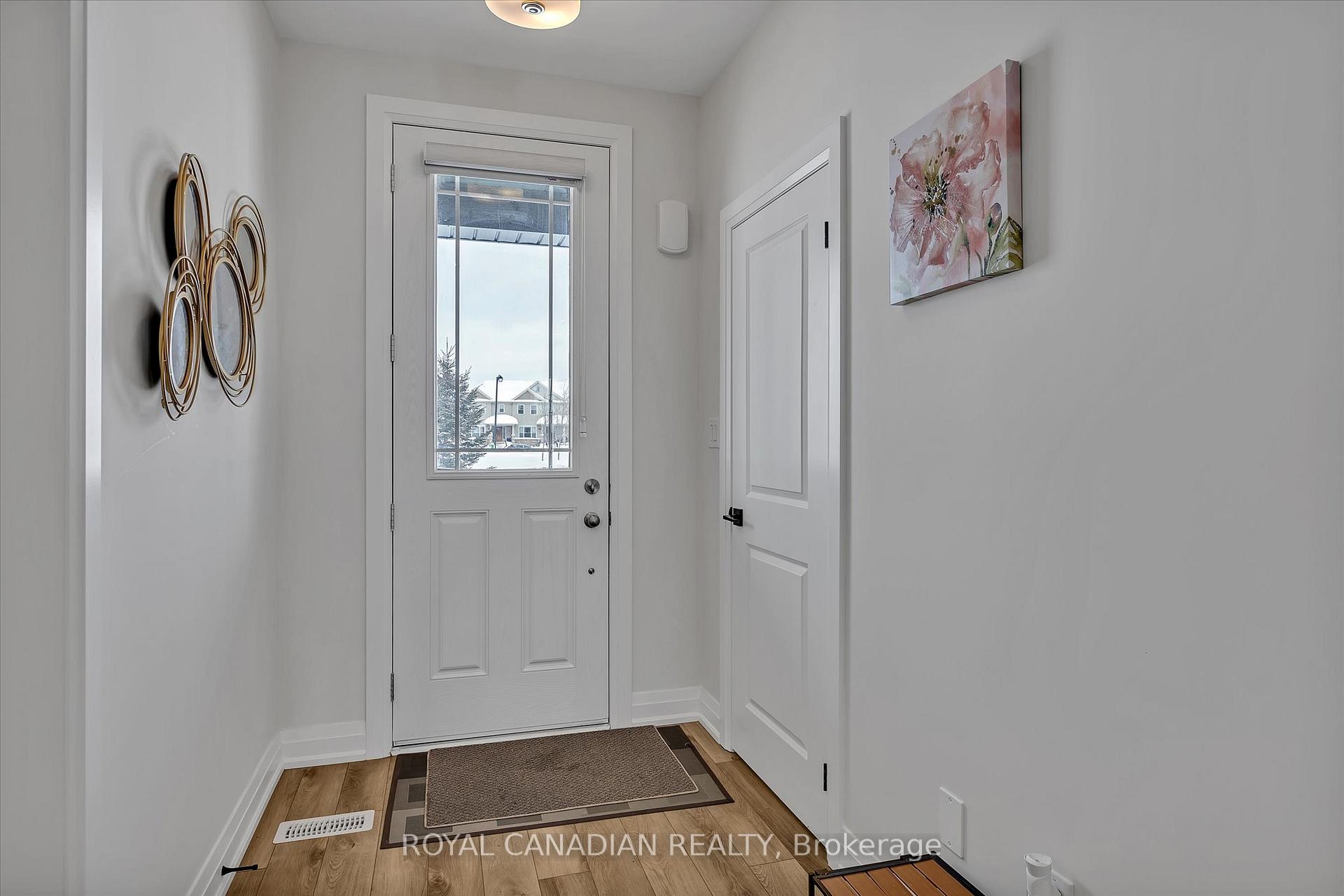 Photo 5 of 730 Whetstone Lane, Peterborough, Northcrest Ward 5 — HOMEH