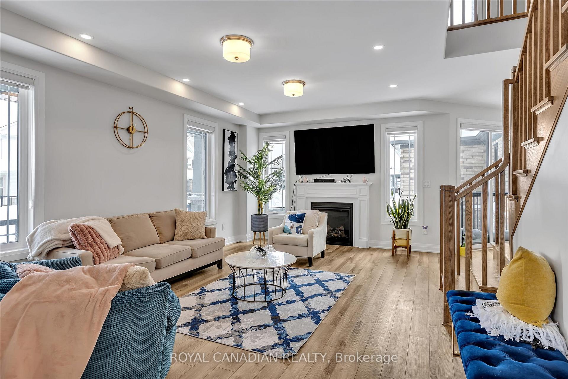 Photo 6 of 730 Whetstone Lane, Peterborough, Northcrest Ward 5 — HOMEH