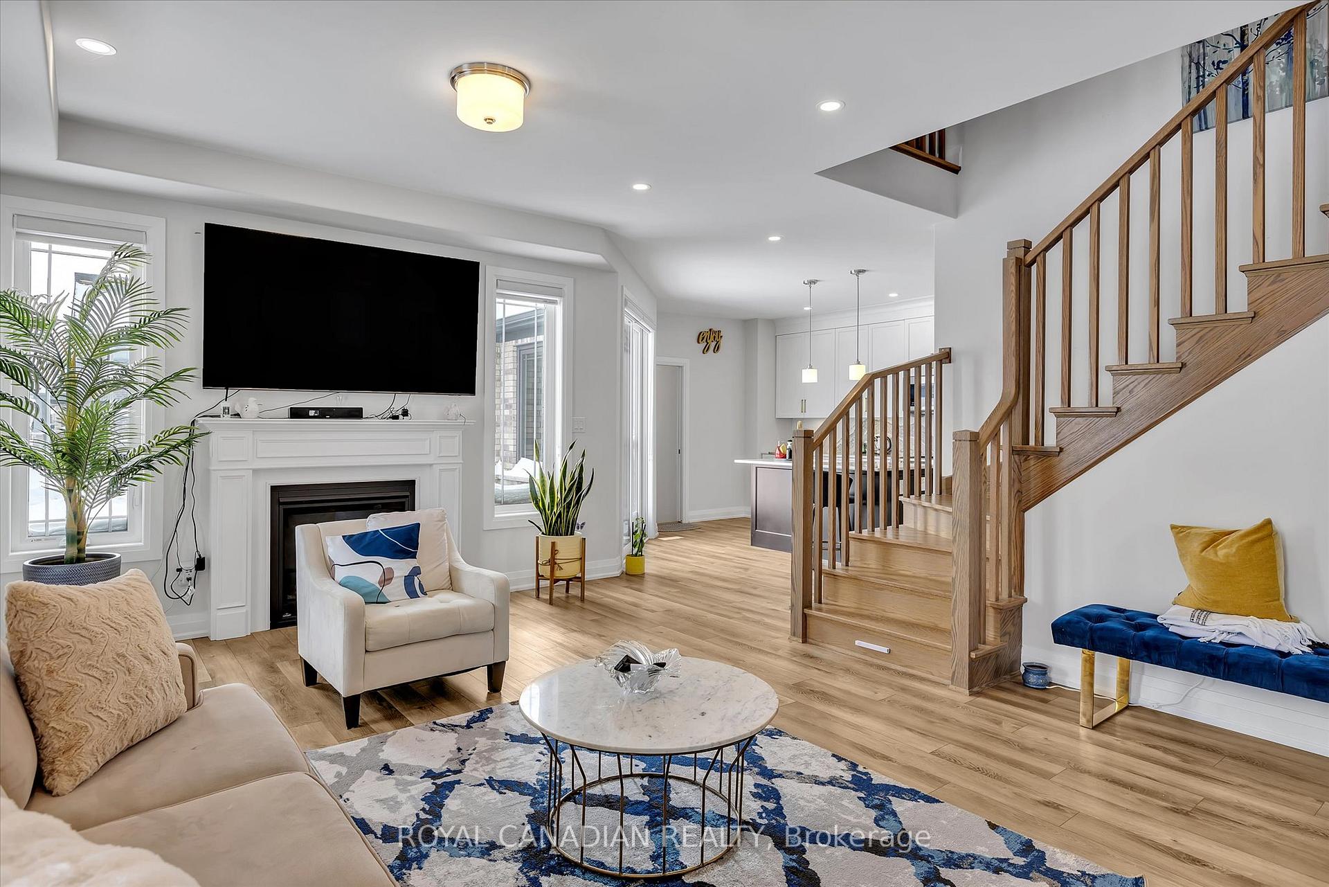 Photo 8 of 730 Whetstone Lane, Peterborough, Northcrest Ward 5 — HOMEH