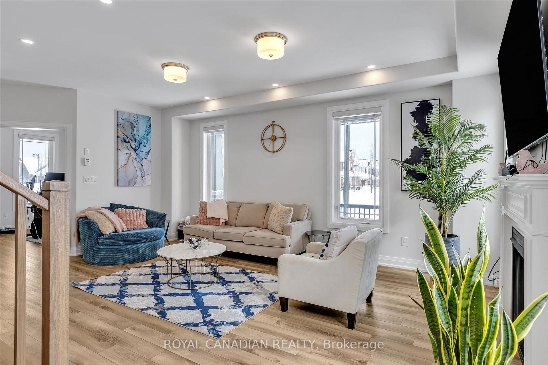 Photo 9 of 730 Whetstone Lane, Peterborough, Northcrest Ward 5 — HOMEH
