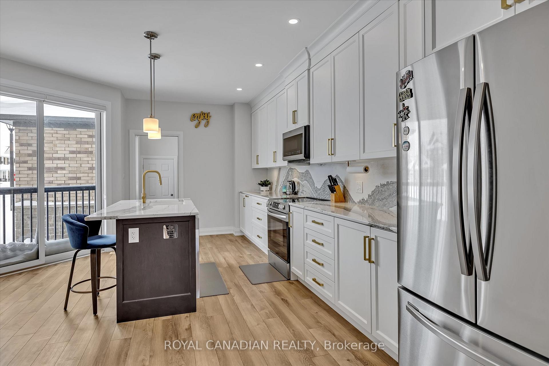 Photo 13 of 730 Whetstone Lane, Peterborough, Northcrest Ward 5 — HOMEH