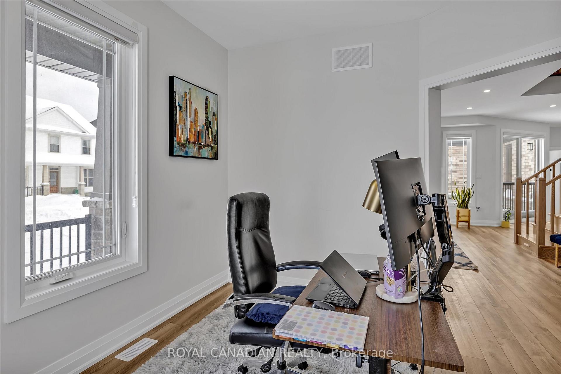 Photo 17 of 730 Whetstone Lane, Peterborough, Northcrest Ward 5 — HOMEH
