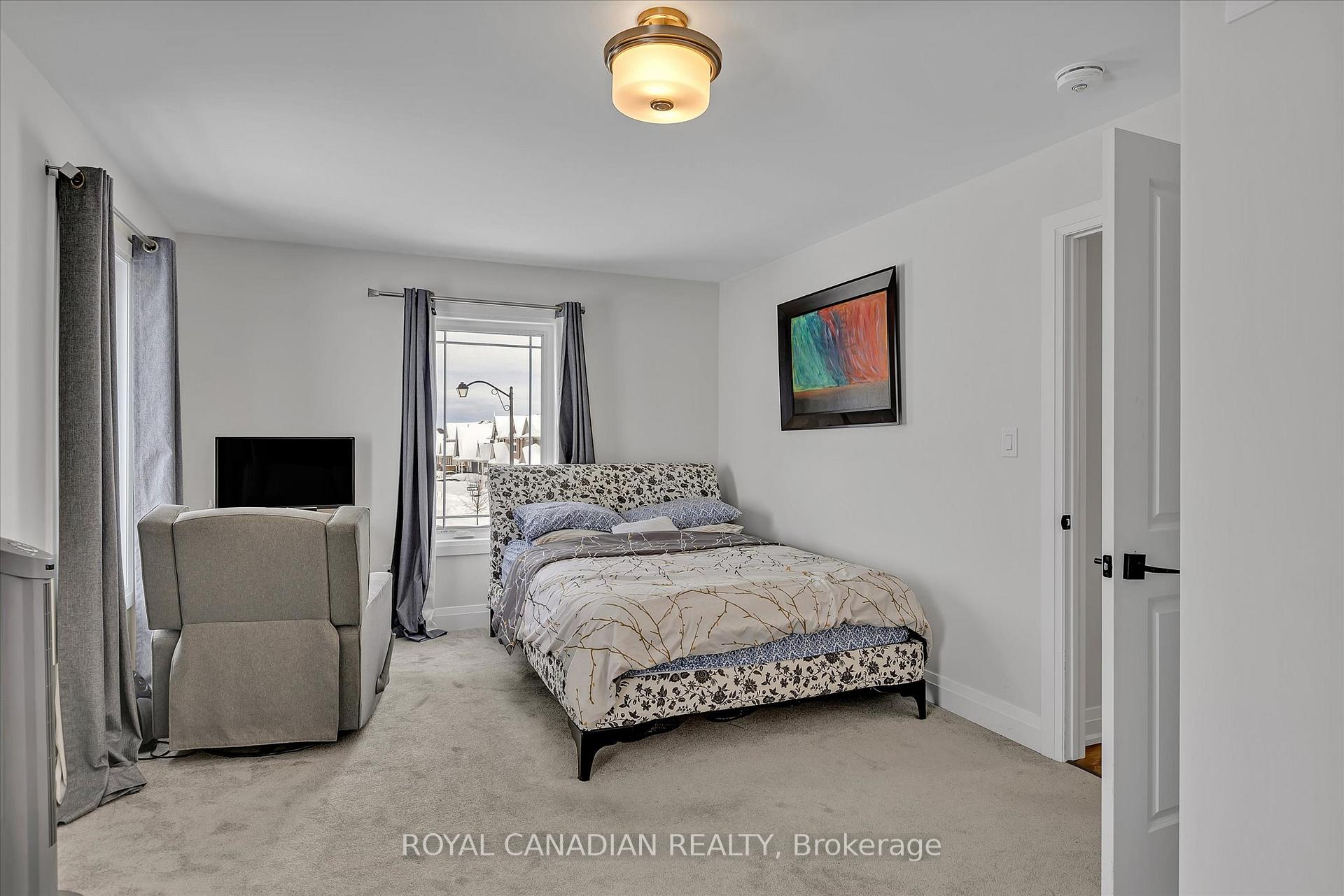 Photo 20 of 730 Whetstone Lane, Peterborough, Northcrest Ward 5 — HOMEH