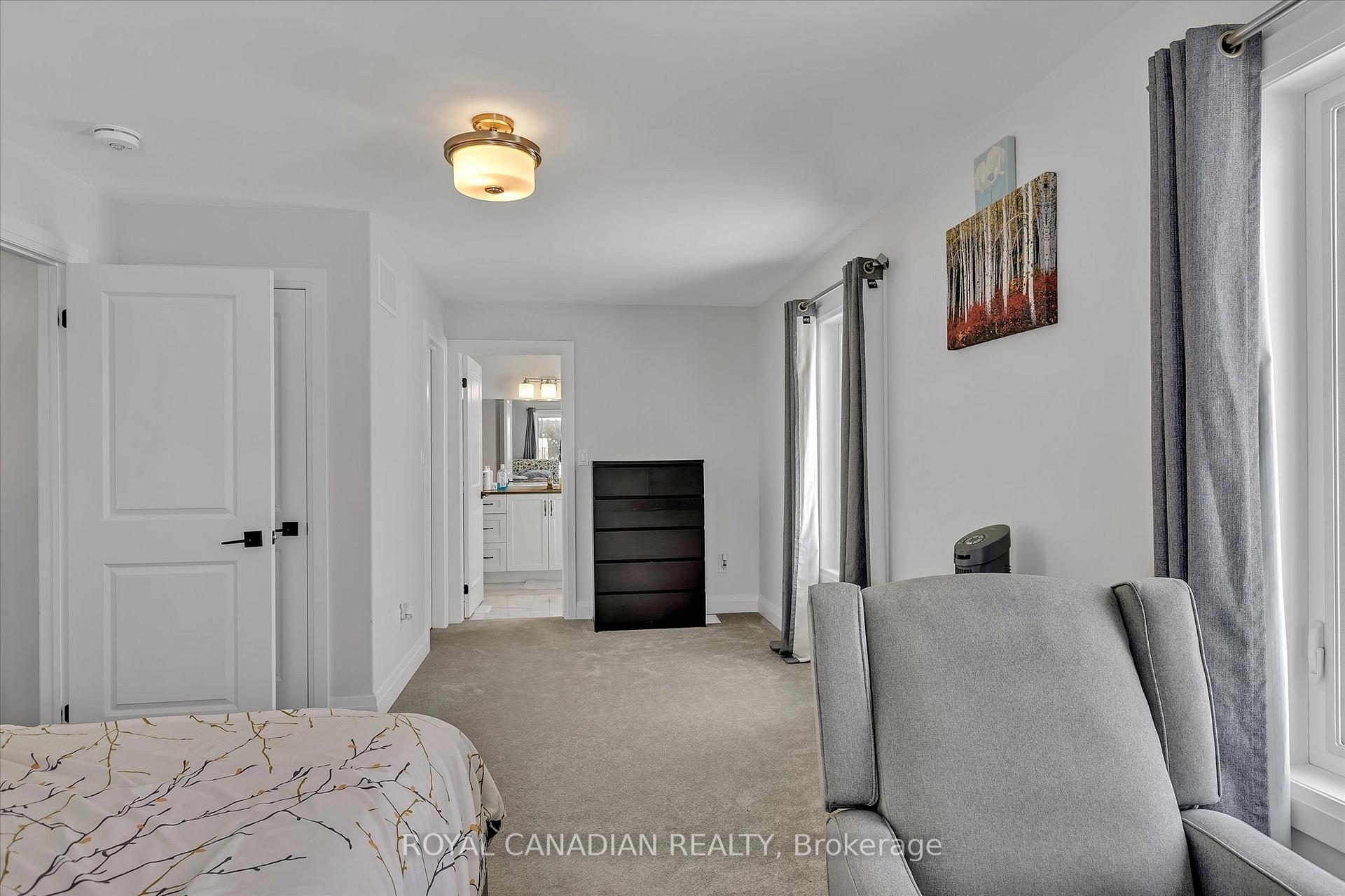 Photo 21 of 730 Whetstone Lane, Peterborough, Northcrest Ward 5 — HOMEH