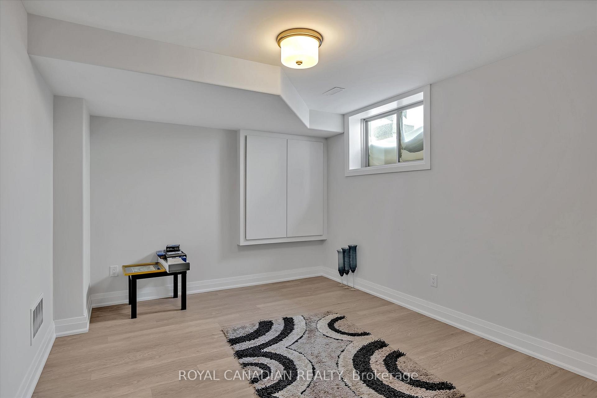 Photo 37 of 730 Whetstone Lane, Peterborough, Northcrest Ward 5 — HOMEH