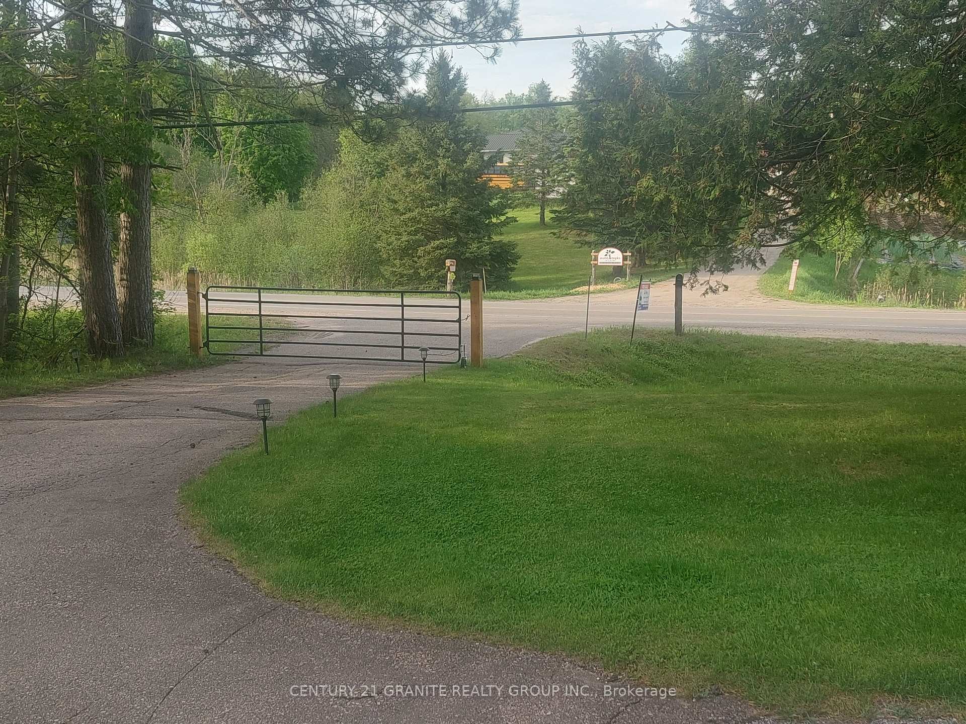 Photo 37 of 27209 Highway 62 S, Bancroft, Dungannon Ward — HOMEH