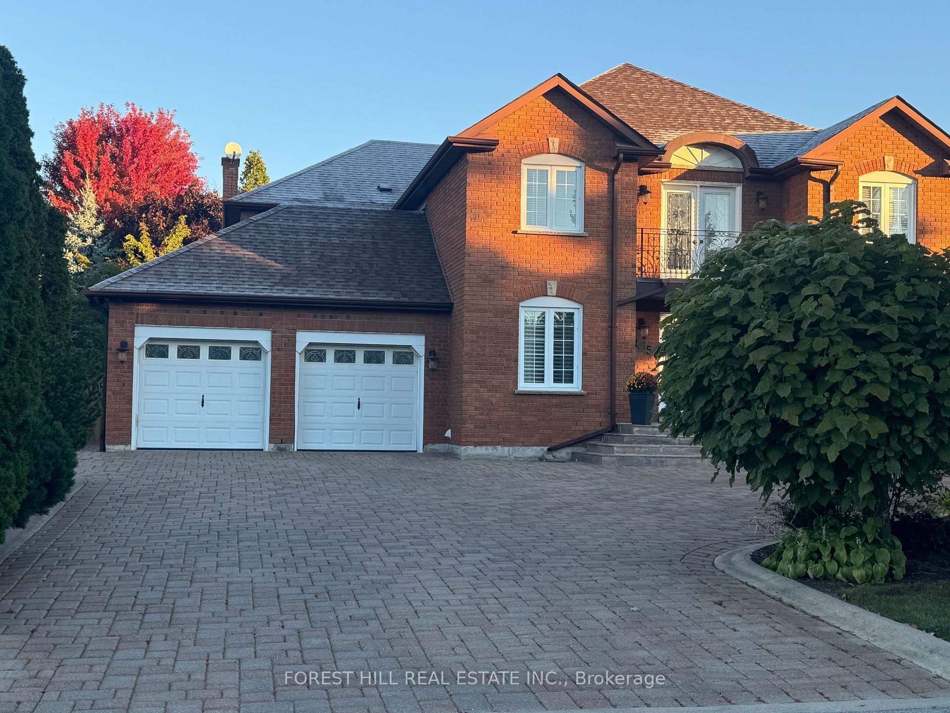Photo 1 of 165 Columbus Avenue, Vaughan, East Woodbridge — HOMEH