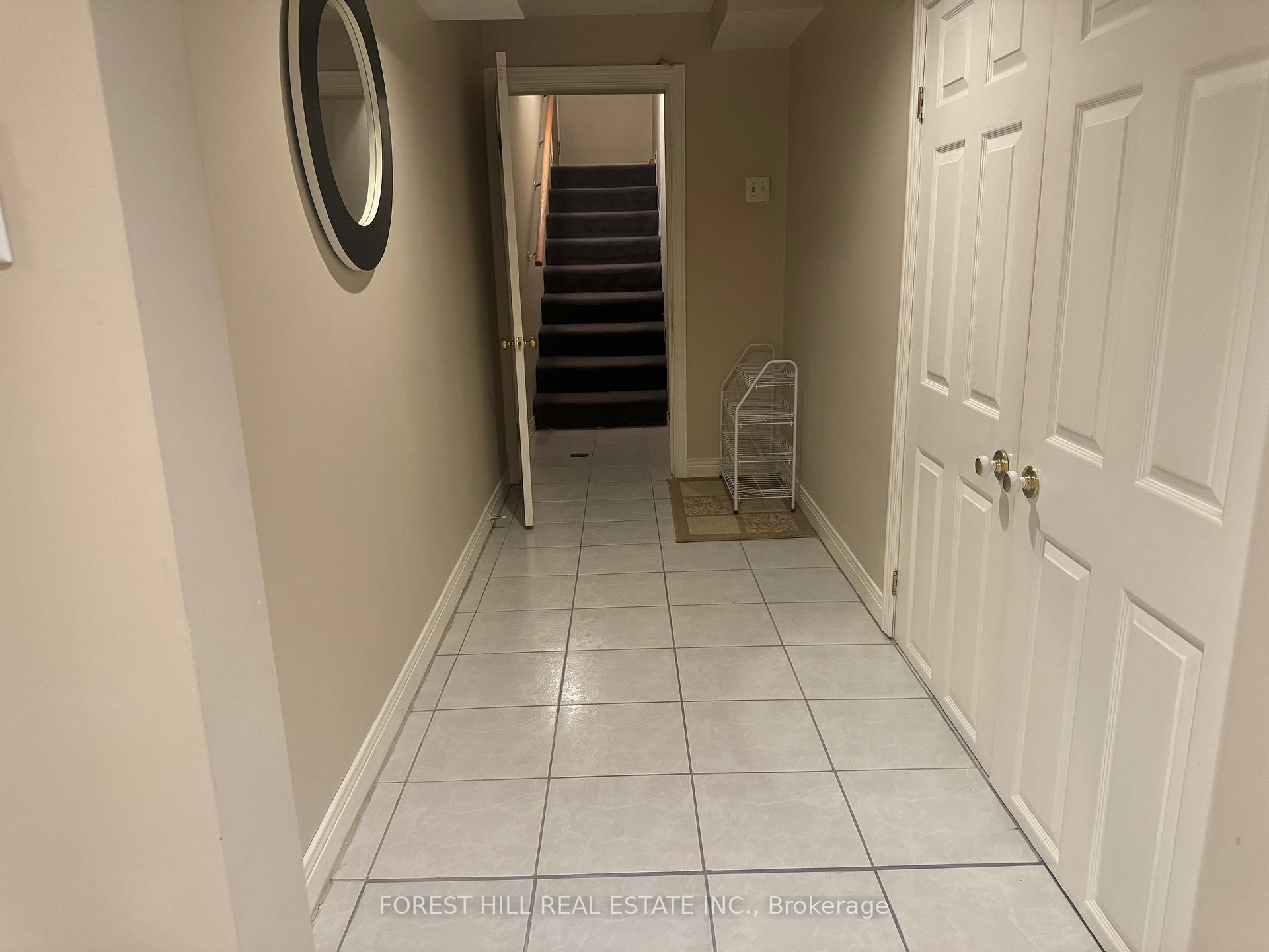 Photo 3 of 165 Columbus Avenue, Vaughan, East Woodbridge — HOMEH