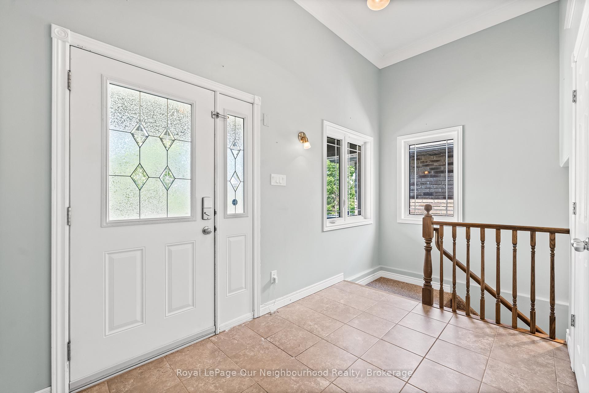 Photo 5 of 444 Florence Drive, Peterborough, Monaghan Ward 2 — HOMEH