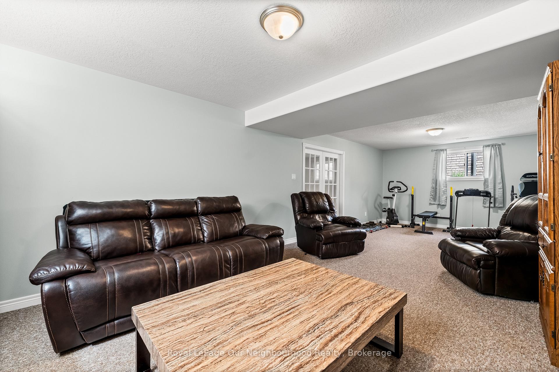 Photo 26 of 444 Florence Drive, Peterborough, Monaghan Ward 2 — HOMEH