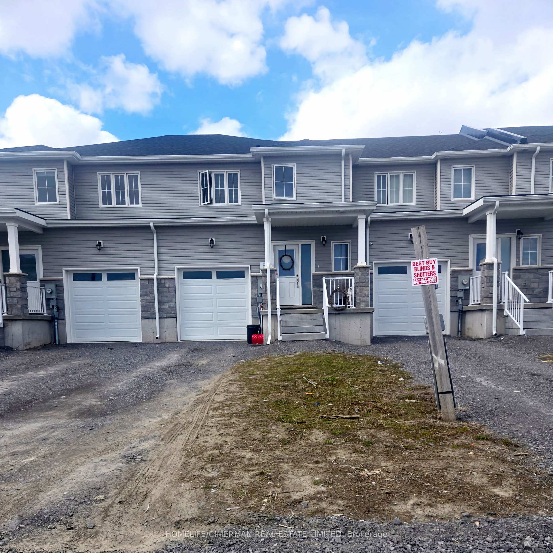 Photo 1 of 13 Glacier Crescent, Belleville, Belleville Ward — HOMEH