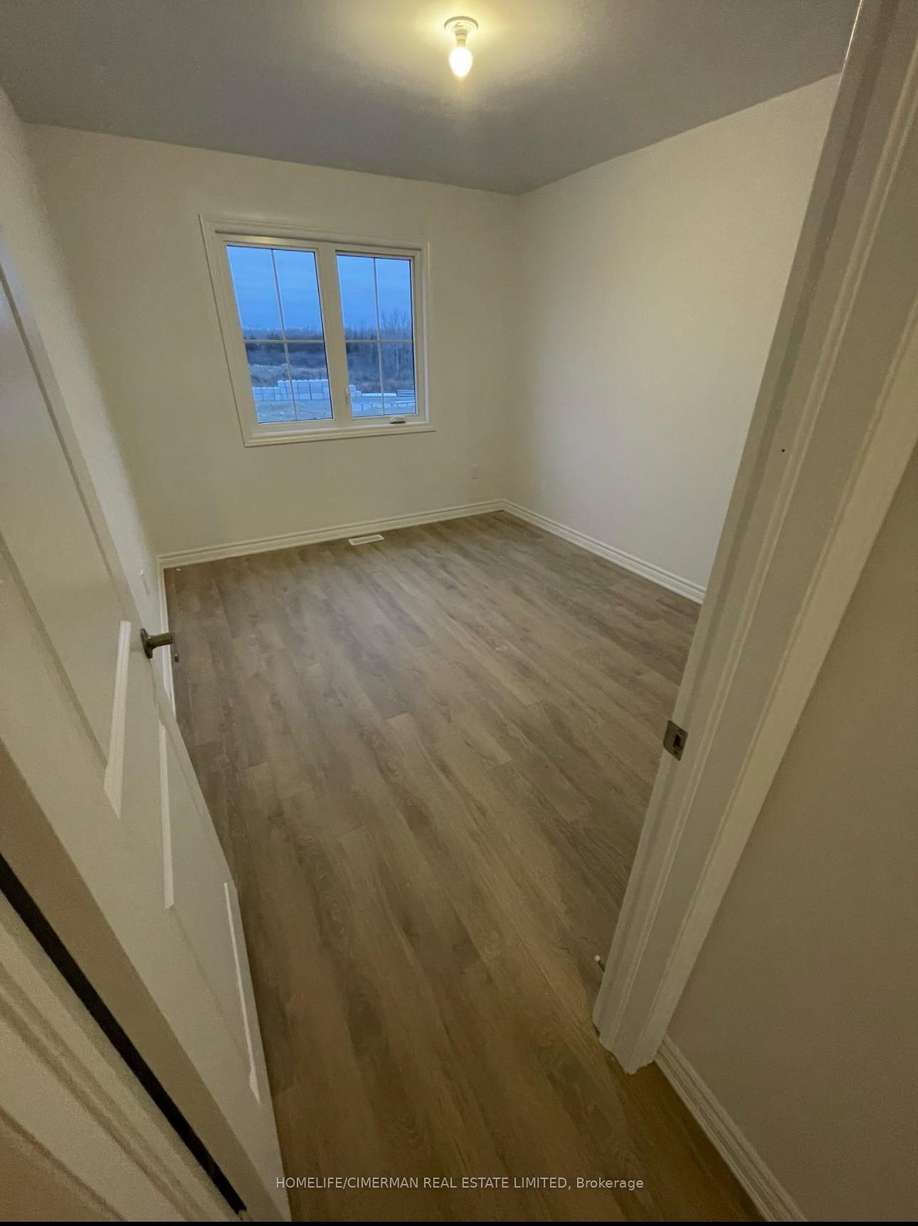 Photo 7 of 13 Glacier Crescent, Belleville, Belleville Ward — HOMEH