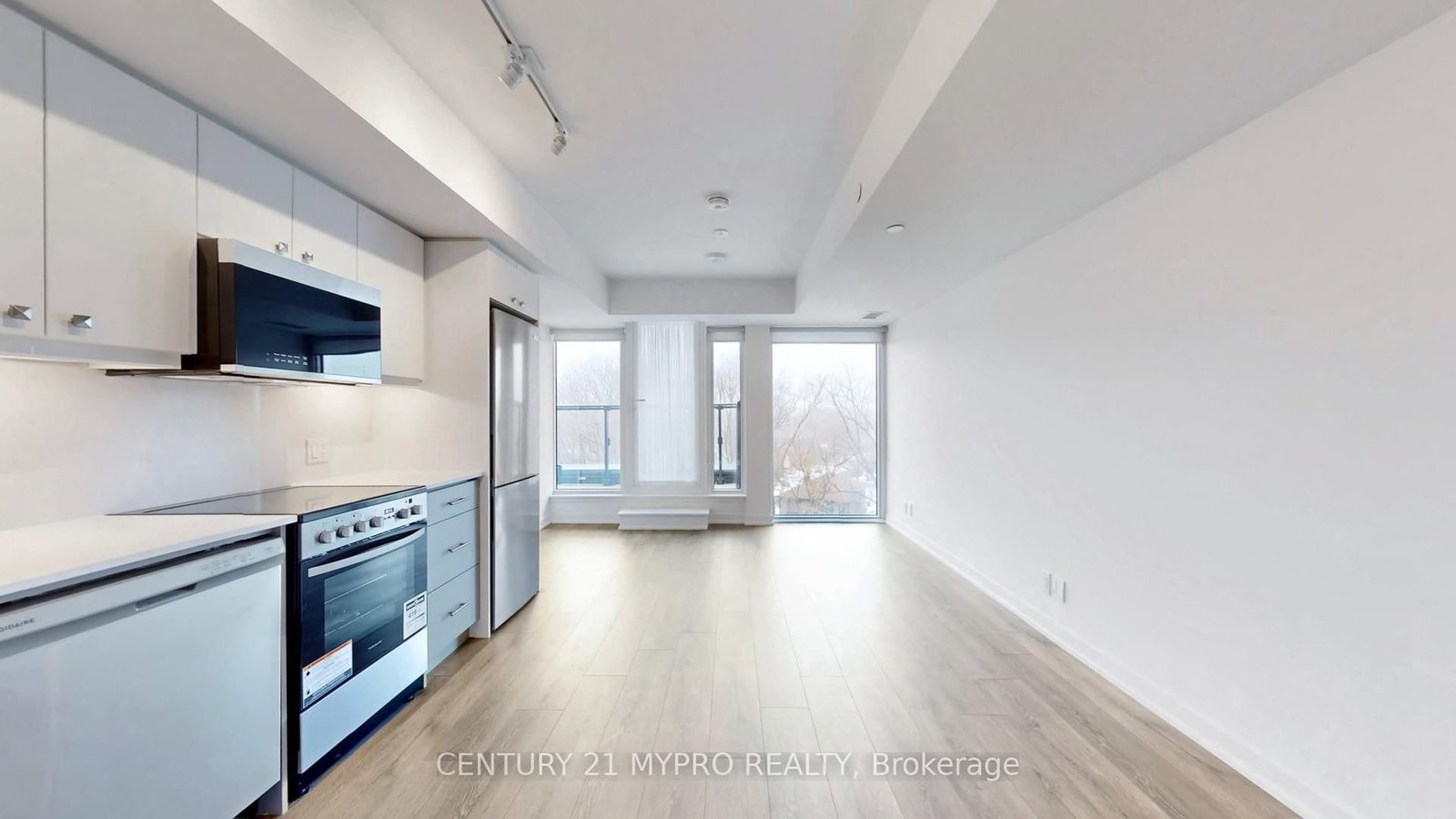 Photo 8 of Unit 502, 2 Manderley Dr, Scarborough, Birchcliffe-Cliffside — HOMEH