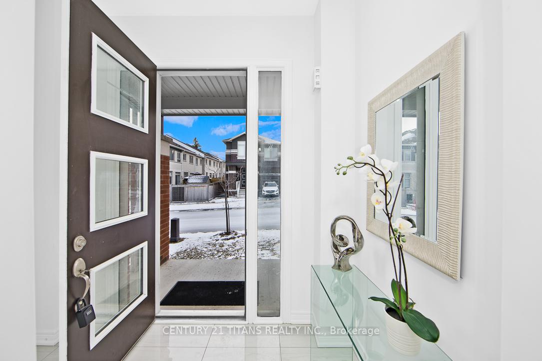 Photo 3 of 2423 Florentine Place, Pickering, Rural Pickering — HOMEH