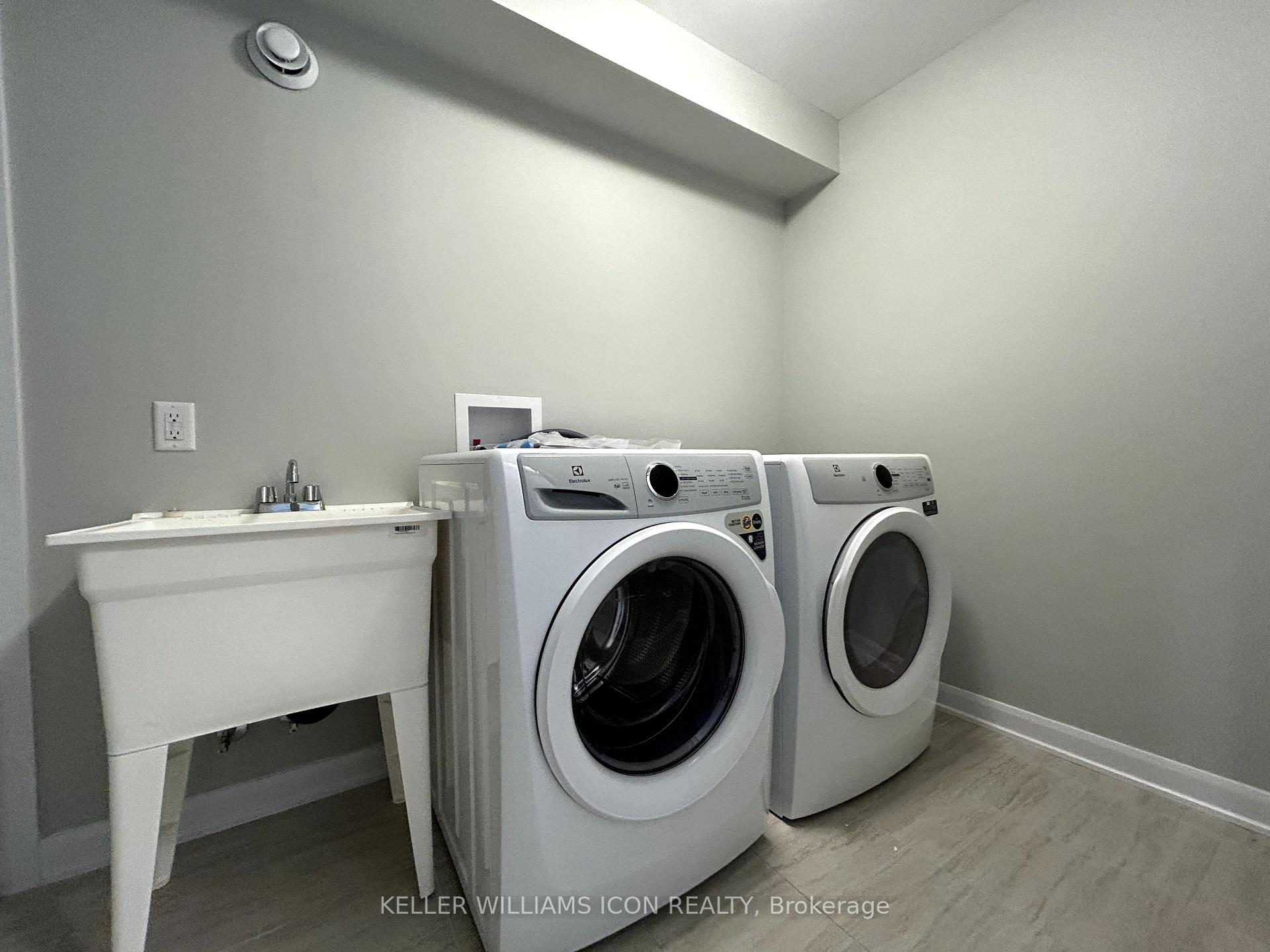 Photo 5 of 710 Lurgan Way, Ottawa, Barrhaven - Half Moon Bay — HOMEH