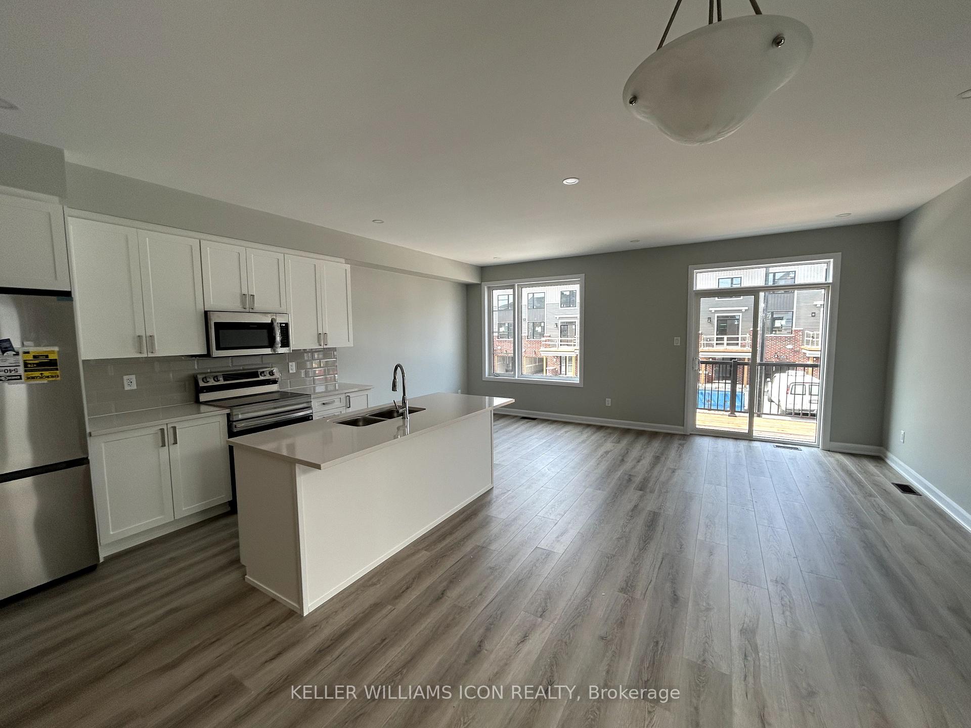 Photo 8 of 710 Lurgan Way, Ottawa, Barrhaven - Half Moon Bay — HOMEH
