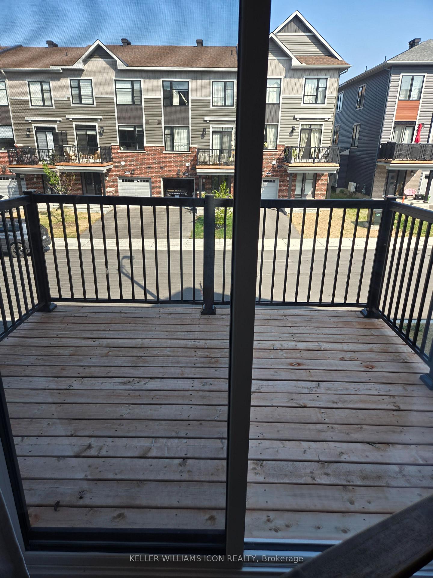 Photo 10 of 710 Lurgan Way, Ottawa, Barrhaven - Half Moon Bay — HOMEH