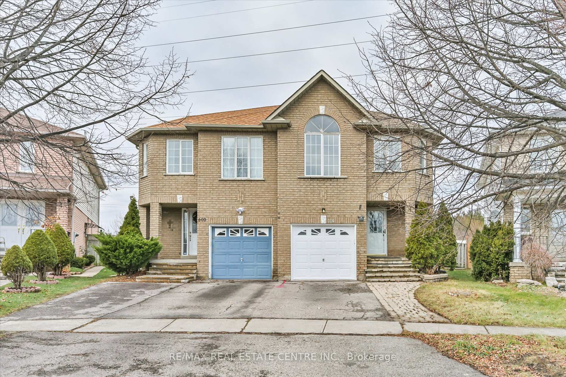 Front of 602 Amaretto Avenue