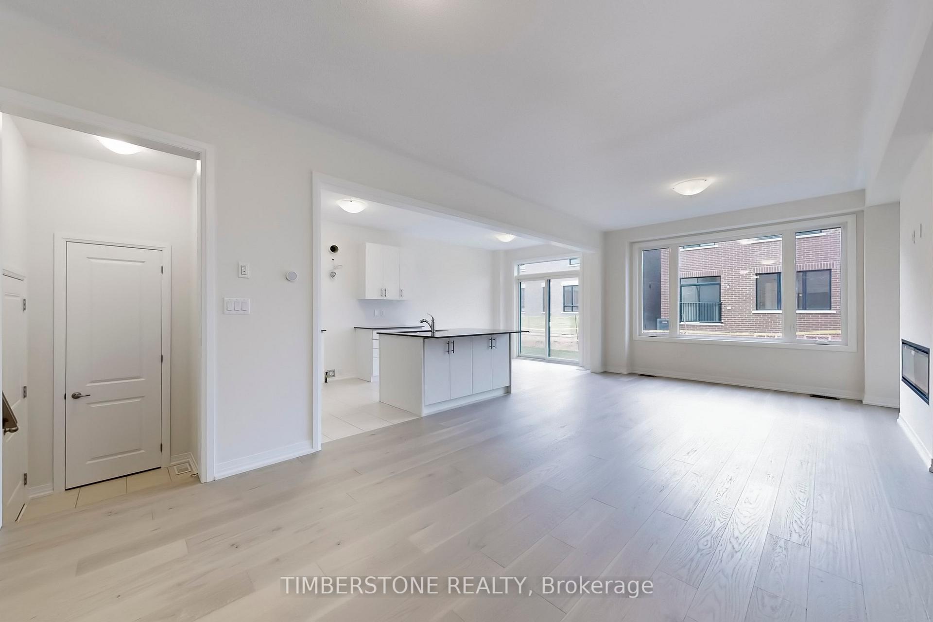 Photo 6 of 1823 Irish Moss Square, Pickering, Rural Pickering — HOMEH